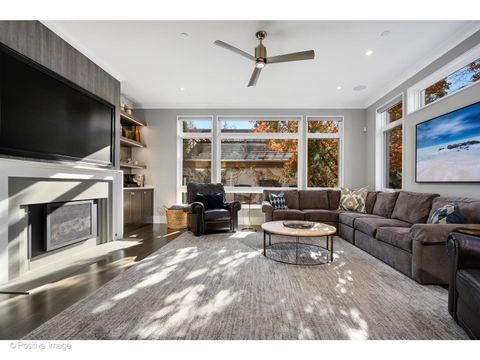 Tiny photo for 2107 W Bradley Place, Chicago, IL 60618 (MLS # 12609490)