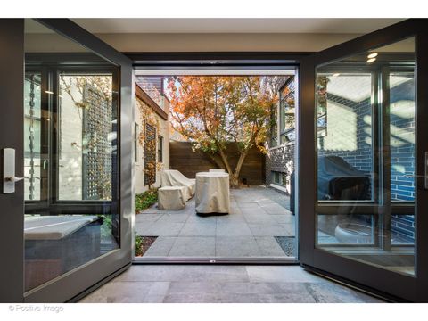 Tiny photo for 2107 W Bradley Place, Chicago, IL 60618 (MLS # 12609490)