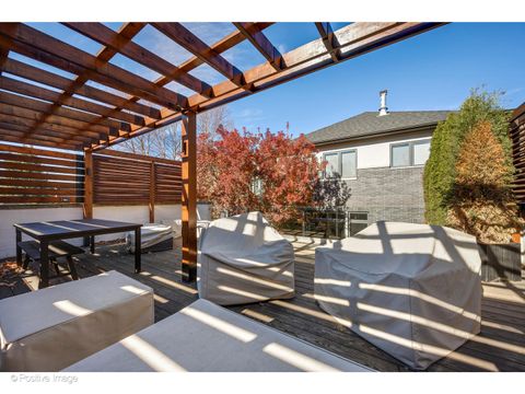 Tiny photo for 2107 W Bradley Place, Chicago, IL 60618 (MLS # 12609490)