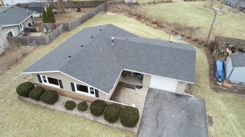 A home in North Aurora