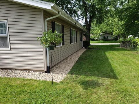 A home in North Aurora