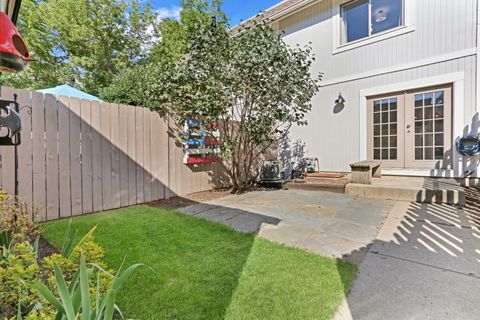 Tiny photo for 633 Dove Court, Grayslake, IL 60030 (MLS # 12462340)