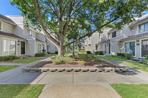Tiny photo for 633 Dove Court, Grayslake, IL 60030 (MLS # 12462340)