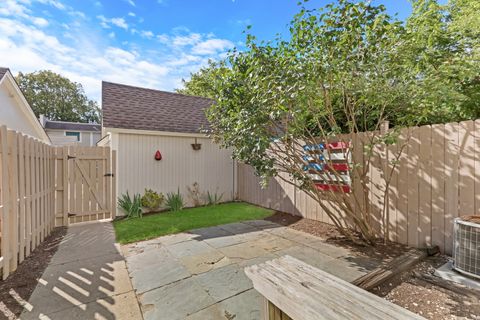 Tiny photo for 633 Dove Court, Grayslake, IL 60030 (MLS # 12462340)