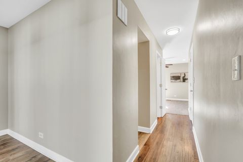 Tiny photo for 633 Dove Court, Grayslake, IL 60030 (MLS # 12462340)