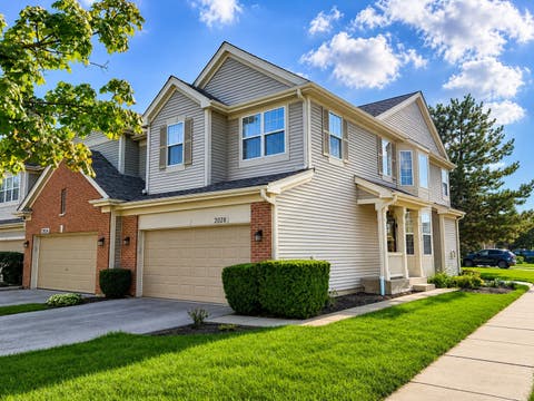 Photo of 2028 Cypress Court, Glendale Heights, IL 60139 (MLS # 12735284)