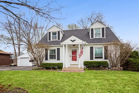 943 LILAC Lane Highland Park IL 60035
