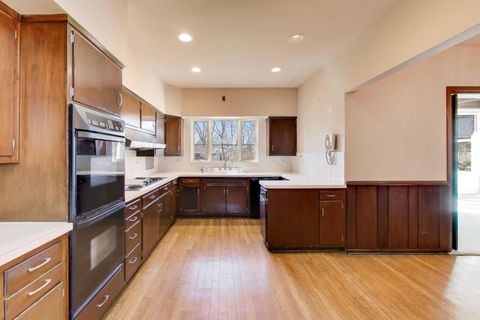 Tiny photo for 754 Woodridge Lane, Glencoe, IL 60022 (MLS # 12588844)