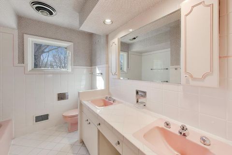 Tiny photo for 754 Woodridge Lane, Glencoe, IL 60022 (MLS # 12588844)