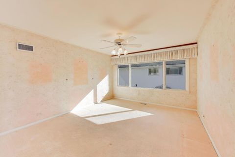 Tiny photo for 754 Woodridge Lane, Glencoe, IL 60022 (MLS # 12588844)