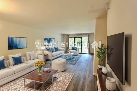 Tiny photo for 10 Old Oak Drive #103, Buffalo Grove, IL 60089 (MLS # 12485172)