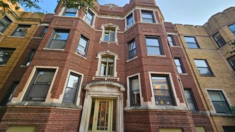 709 W Cornelia Avenue 1F Chicago IL 60657
