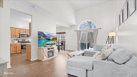 Tiny photo for 4013 Oak Tree Lane, Plainfield, IL 60586 (MLS # 12565019)