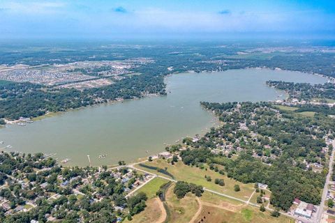 Tiny photo for 14322 Colfax Street, Cedar Lake, IN 46303 (MLS # 12467035)