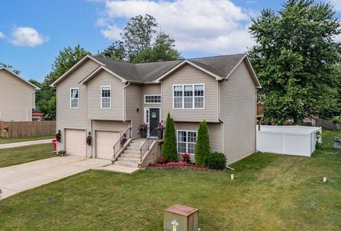 Tiny photo for 14322 Colfax Street, Cedar Lake, IN 46303 (MLS # 12467035)