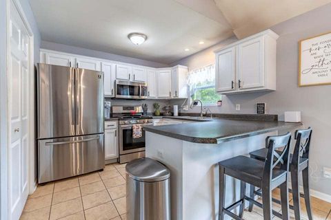 Tiny photo for 14322 Colfax Street, Cedar Lake, IN 46303 (MLS # 12467035)