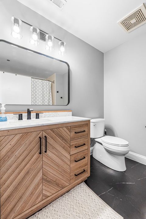 Tiny photo for 833 W 15th Place #311, Chicago, IL 60608 (MLS # 12565216)