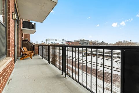 Tiny photo for 833 W 15th Place #311, Chicago, IL 60608 (MLS # 12565216)