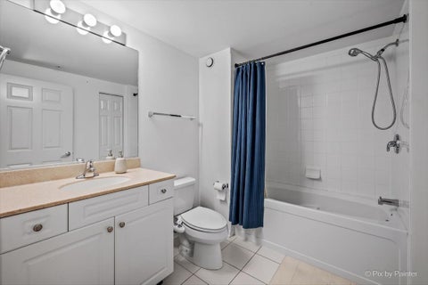 Tiny photo for 807 Davis Street #2103, Evanston, IL 60201 (MLS # 12740130)