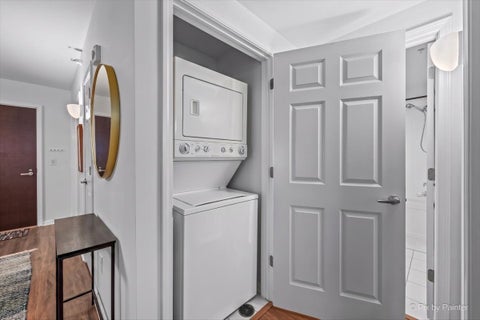 Tiny photo for 807 Davis Street #2103, Evanston, IL 60201 (MLS # 12740130)