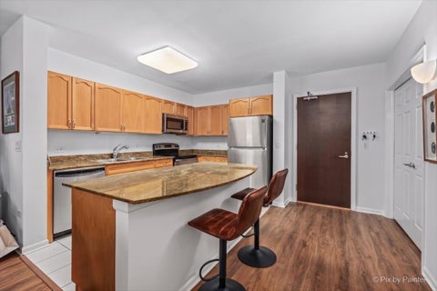 Tiny photo for 807 Davis Street #2103, Evanston, IL 60201 (MLS # 12740130)