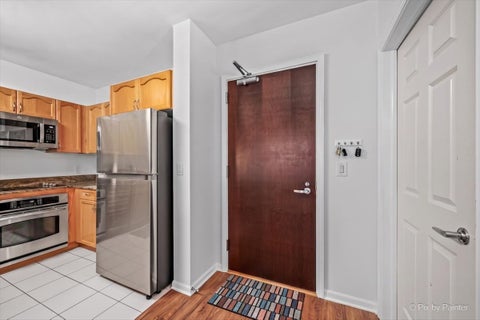 Tiny photo for 807 Davis Street #2103, Evanston, IL 60201 (MLS # 12740130)