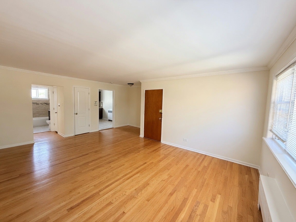 2605 W Fitch Avenue 1