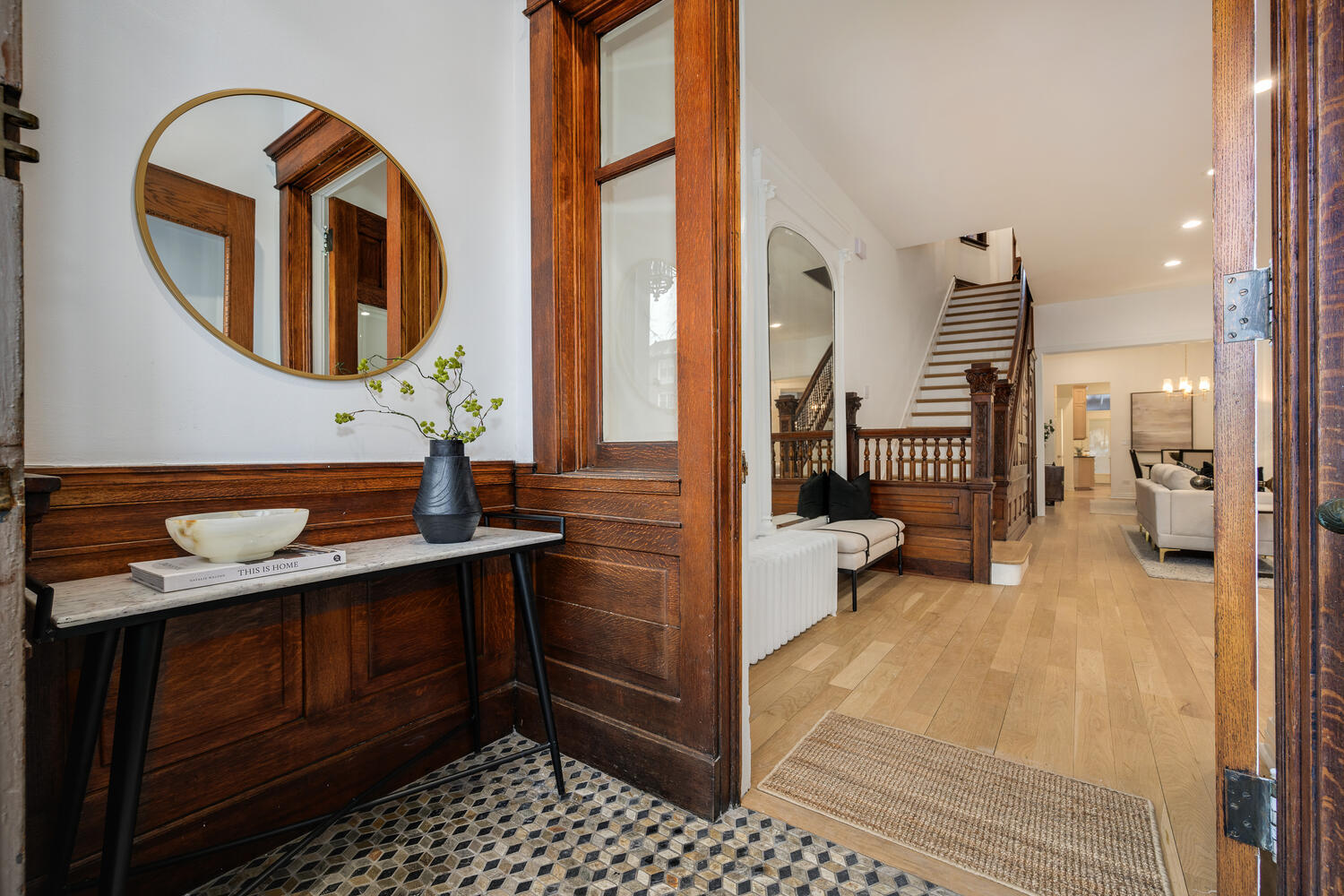 5519 S Cornell Avenue