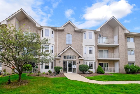 Photo of 5275 W Mint Julip Drive #302, Alsip, IL 60803 (MLS # 12764331)