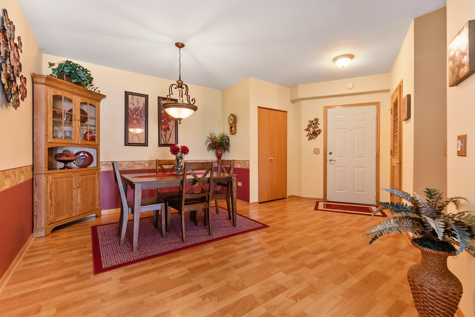 5275 W Mint Julip Drive 302