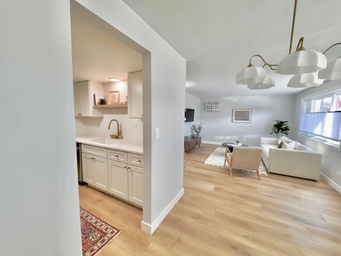 Tiny photo for 915 Graceland Avenue #1C, Des Plaines, IL 60016 (MLS # 12790100)