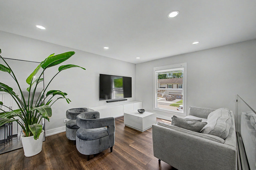 255 Polk Court