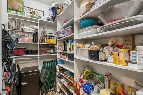 Tiny photo for 147 N Euclid Avenue #406, Oak Park, IL 60302 (MLS # 12694159)