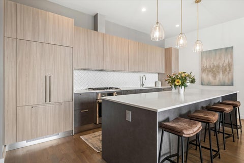 Tiny photo for 147 N Euclid Avenue #406, Oak Park, IL 60302 (MLS # 12694159)