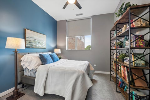 Tiny photo for 147 N Euclid Avenue #406, Oak Park, IL 60302 (MLS # 12694159)