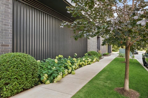 Tiny photo for 147 N Euclid Avenue #406, Oak Park, IL 60302 (MLS # 12694159)