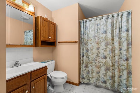 Tiny photo for 53 Silver Trail, North Aurora, IL 60542 (MLS # 12775187)