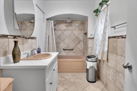 Tiny photo for 7545 S Carpenter Street, Chicago, IL 60620 (MLS # 12643117)