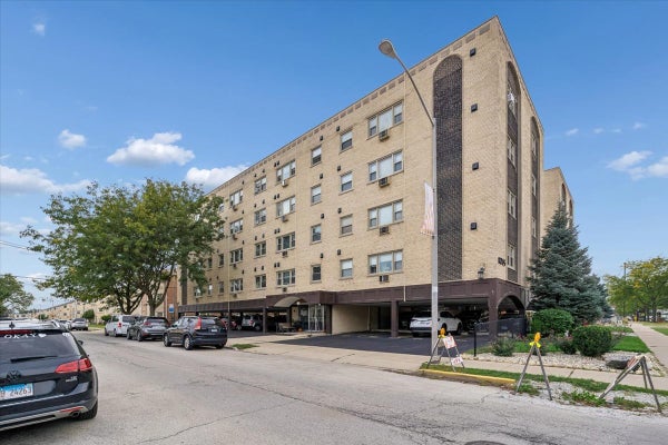8245 BELMONT AVE APT 4C, RIVER GROVE, IL 60171 - Image 4e98c131c9fe26f7c3205584c246c2d8/3351748014