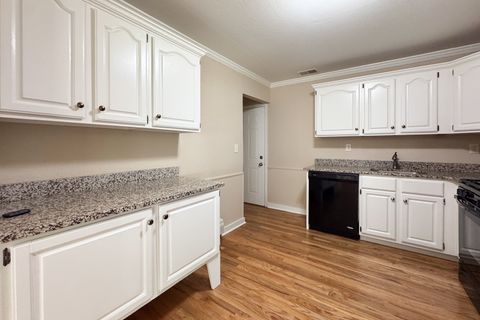 Tiny photo for 2610 Pelham Road, Rockford, IL 61107 (MLS # 12680662)