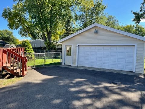 Tiny photo for 5107 Willow Lane, McHenry, IL 60050 (MLS # 12492064)