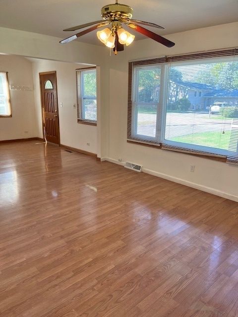 Tiny photo for 5107 Willow Lane, McHenry, IL 60050 (MLS # 12492064)