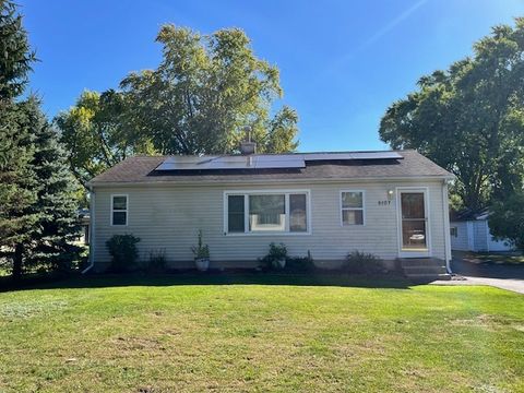 Photo of 5107 Willow Lane, McHenry, IL 60050 (MLS # 12492064)