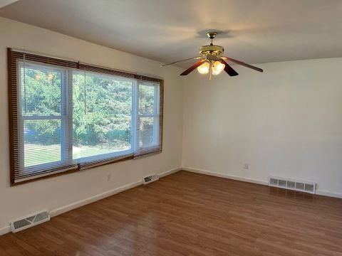 Tiny photo for 5107 Willow Lane, McHenry, IL 60050 (MLS # 12492064)