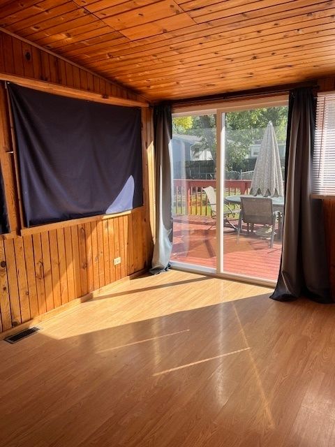 Tiny photo for 5107 Willow Lane, McHenry, IL 60050 (MLS # 12492064)