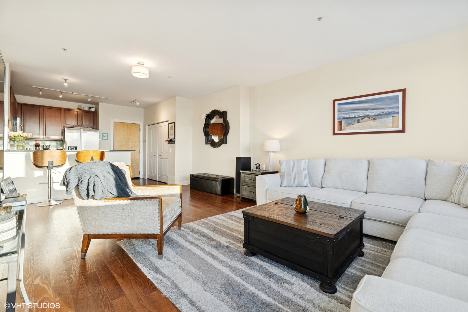 1629 S PRAIRIE Avenue 3107