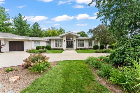 Tiny photo for 1304 Cross Creek Road, Mahomet, IL 61853 (MLS # 12737074)