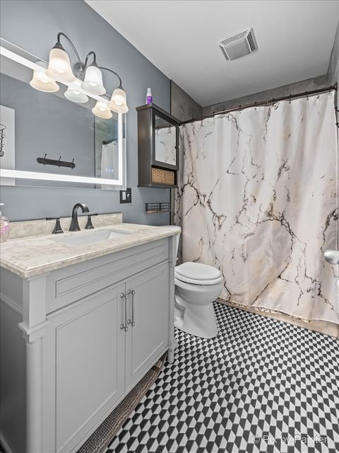 Tiny photo for 474 Linn Avenue, Crystal Lake, IL 60014 (MLS # 12591761)