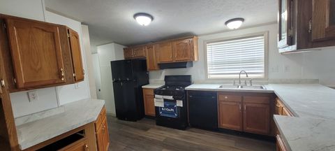 Tiny photo for 11829 E Idlewood Road, Mt Vernon, IL 62864 (MLS # 12621850)