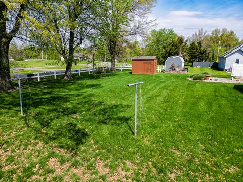 Tiny photo for 603 Willow Street, Carterville, IL 62918 (MLS # 12611166)